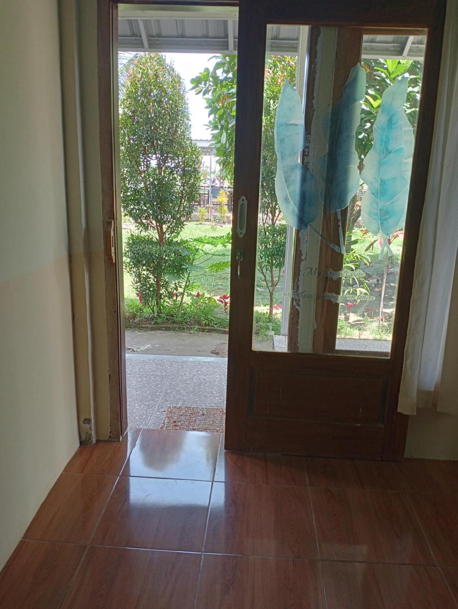 The Daun Puntik Homestay Pemenang Exterior foto